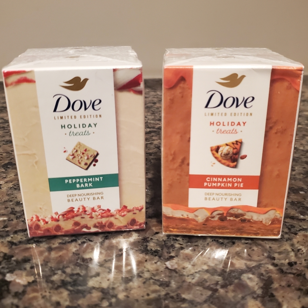 DOVE *Limited Edition* Holiday Beauty Bar Soaps (4 Bars)